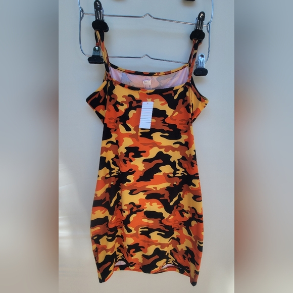 Orange Printed Dress - Picture 3 of 4